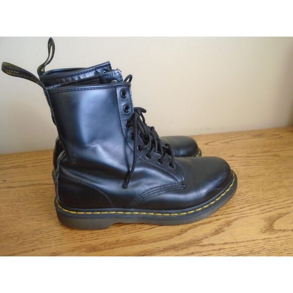 Dr Martens 1460 W black combat boots size 9 womens mens size 8 - Picture 2 of 10